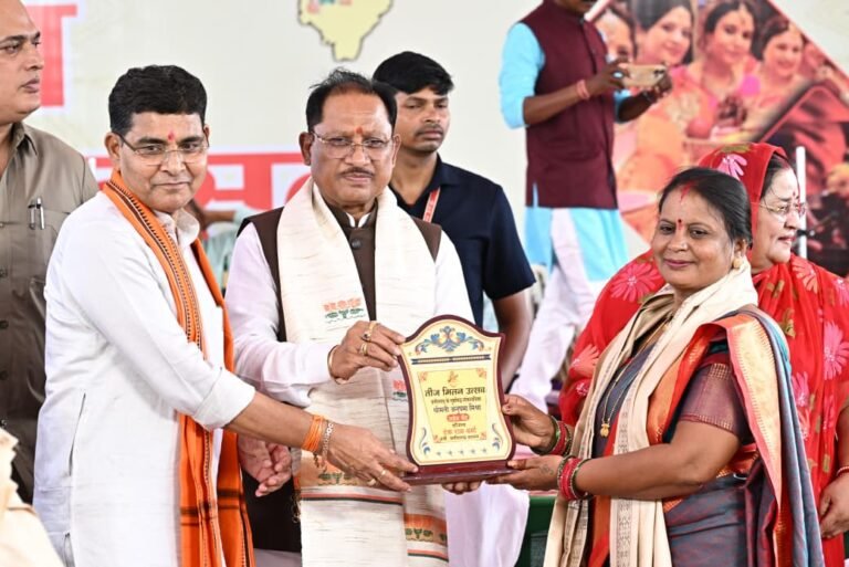 माताओं-बहनों का सम्मान, सुरक्षा और आर्थिक सशक्तिकरण हमारी सर्वोच्च प्राथमिकता : मुख्यमंत्री विष्णु देव साय